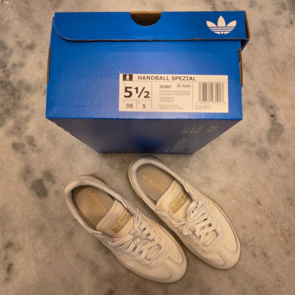 adidas Spezial Sneakers in White/Off-White - Picture 2 of 8